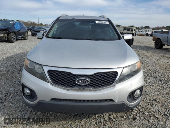 2011 Kia Sorento EX with VIN 5XYKU3A17BG151405, listed as a Copart auction lot 47607445 with 122,932 mi miles and Salvage Title. Bid and sale history available at carsss.com. Image 5.