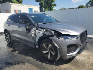 2024 Jaguar F-Pace R-Dynamic S with VIN SADCT2EX8RA739764, listed as a Copart auction lot 53101115 with 27,885 mi miles and Non repairable. Bid and sale history available at DreamBid. Image 4.