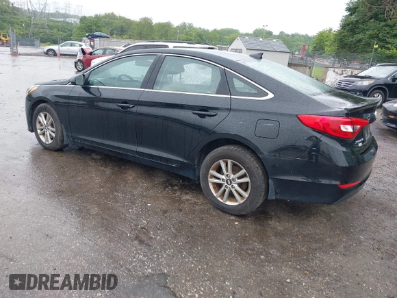 2017 Hyundai Sonata 2.4L z VIN 5NPE24AF2HH483323, wystawiony jako IAAI lot #42322738 z przebiegiem 144 607 mil mil oraz . Historia ofert i sprzedaży dostępna na DreamBid. Obrazek 3.