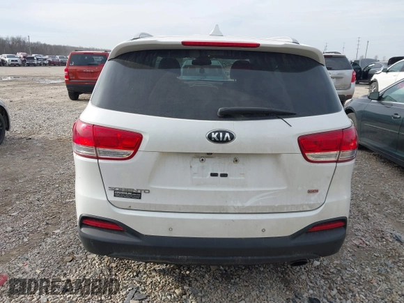 2018 Kia Sorento LX with VIN 5XYPGDA3XJG424355, listed as a IAAI auction lot 41832873 with 114,254 mi miles. Bid and sale history available at carsss.com. Image 16.