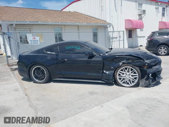 2022 Ford Mustang GT with VIN 1FA6P8CF3N5133503, listed as a IAAI auction lot 42000666 with 18,870 mi miles and . Bid and sale history available at carsss.com. Image 13.
