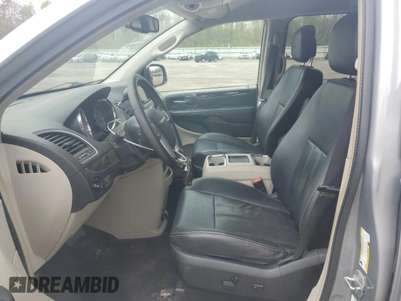 2013 Chrysler Town & Country Touring with VIN 2C4RC1BGXDR547903, listed as a Copart auction lot 56674585 with 140,214 mi miles and Salvage Title. Bid and sale history available at DreamBid. Image 7.