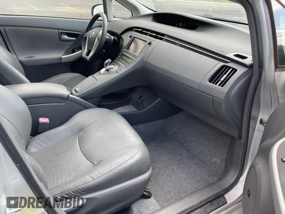 2011 Toyota Prius I with VIN JTDKN3DU1B0254988, listed as a Copart auction lot 58939105 with 196,757 mi miles and Clean title. Bid and sale history available at DreamBid. Image 5.