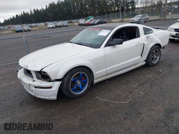 2007 Ford Mustang GT Deluxe with VIN 1ZVFT82H075304832, listed as a IAAI auction lot 41671385 with 103,268 mi miles and . Bid and sale history available at DreamBid. Image 17.