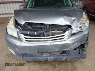 2010 Subaru Outback с VIN 4S4BRCFC4A3318121, выставлен на аукционе IAAI как лот 41934475 с пробегом 265 378 миль миль и . История ставок и продаж доступна на DreamBid. Изображение 6.