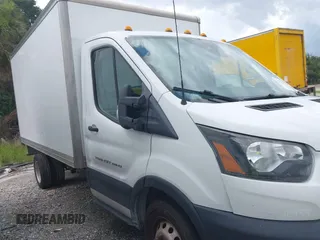 2020 Ford Transit с VIN 1FDBF6Z88LKA32248, выставлен на аукционе IAAI как лот 42589011 с пробегом Не указан миль и . История ставок и продаж доступна на DreamBid. Изображение 12.