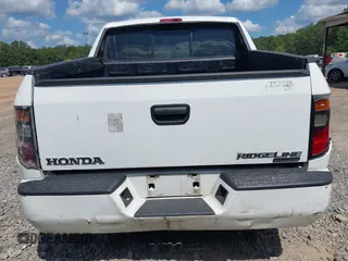 2008 Honda Ridgeline RT z VIN 2HJYK162X8H521287, wystawiony jako IAAI lot #39630961 z przebiegiem Nie podano mil oraz . Historia ofert i sprzedaży dostępna na DreamBid. Obrazek 16.