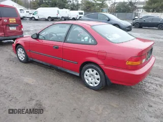 1998 Honda Civic DX with VIN 1HGEJ622XWL045346, listed as a IAAI auction lot 41111294 with 73,212 mi miles. Bid and sale history available at carsss.com. Image 3.