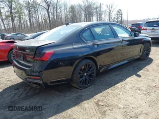 2021 BMW 7 Series 750i xDrive with VIN WBA7U2C05MCF72521, listed as a IAAI auction lot 41763182 with 68,668 mi miles and . Bid and sale history available at DreamBid. Image 4.
