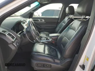 2014 Ford Explorer XLT z VIN 1FM5K7D80EGA49427, wystawiony jako Copart lot #76298214 z przebiegiem 131 132 mil mil oraz Szkoda całkowita • Salvage title. Historia ofert i sprzedaży dostępna na DreamBid. Obrazek 7.