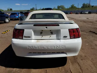 2000 Ford Mustang z VIN 1FAFP4447YF287507, wystawiony jako Copart lot #57669515 z przebiegiem 133 309 mil mil oraz Czysty tytuł • Clean title. Historia ofert i sprzedaży dostępna na DreamBid. Obrazek 6.