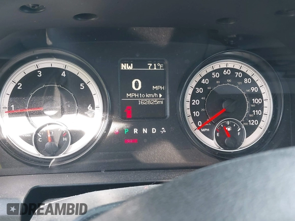 2016 Ram 1500 Express z VIN 1C6RR7FT4GS192486, wystawiony jako IAAI lot #42038616 z przebiegiem 162 825 mil mil oraz . Historia ofert i sprzedaży dostępna na DreamBid. Obrazek 7.