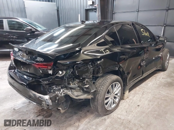 2021 Infiniti Q50 Pure z VIN JN1EV7AR1MM752286, wystawiony jako IAAI lot #40897683 z przebiegiem 44 707 mil mil oraz . Historia ofert i sprzedaży dostępna na DreamBid. Obrazek 4.