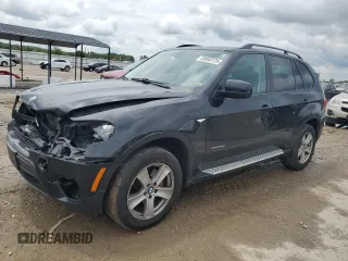 2012 BMW X5 35d z VIN 5UXZW0C53CL672097, wystawiony jako Copart lot #59040125 z przebiegiem 198 592 mil mil oraz Szkoda całkowita • Salvage title. Historia ofert i sprzedaży dostępna na DreamBid. Obrazek 1.