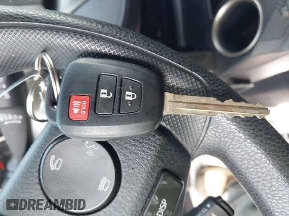 2015 Toyota RAV4 LE z VIN JTMBFREV8FJ039910, wystawiony jako IAAI lot #42423920 z przebiegiem 14 362 mil mil oraz . Historia ofert i sprzedaży dostępna na DreamBid. Obrazek 11.