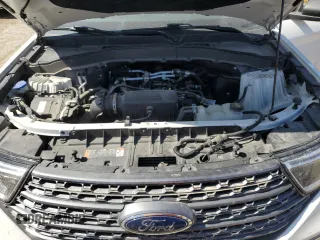 2021 Ford Explorer XLT with VIN 1FMSK8DH5MGA69048, listed as a Copart auction lot 47108515 with 41,417 mi miles and Salvage Title. Bid and sale history available at DreamBid. Image 13.