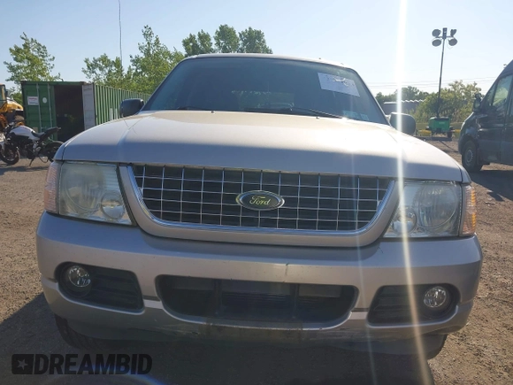 2005 Ford Explorer XLT с VIN 1FMZU63K65UA05372, выставлен на аукционе IAAI как лот 42191399 с пробегом 138 568 миль миль и . История ставок и продаж доступна на DreamBid. Изображение 12.