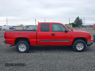 2006 Chevrolet Silverado 1500 LT1 with VIN 1GCEC19T26Z151569, listed as a IAAI auction lot 41817845 with 182,706 mi miles and . Bid and sale history available at DreamBid. Image 13.