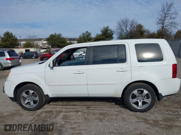 2014 Honda Pilot EX-L with VIN 5FNYF3H59EB003409, listed as a IAAI auction lot 41666126 with 170,658 mi miles. Bid and sale history available at carsss.com. Image 14.