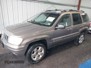 2001 Jeep Grand Cherokee Limited with VIN 1J4GW58N51C581743, listed as a IAAI auction lot 41768215 with 195,862 mi miles. Bid and sale history available at carsss.com. Image 17.