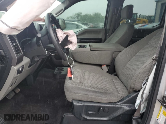 2019 Ford F-150 XL z VIN 1FTEW1EP4KFD39800, wystawiony jako Copart lot #60424665 z przebiegiem 37 793 mil mil oraz Szkoda całkowita • Salvage title. Historia ofert i sprzedaży dostępna na DreamBid. Obrazek 7.