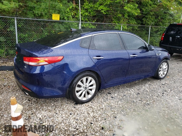 2017 Kia Optima EX with VIN 5XXGU4L39HG154393, listed as a Copart auction lot 60122115 with 89,728 mi miles and Salvage title. Bid and sale history available at DreamBid. Image 3.