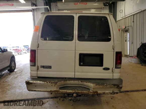 2002 Ford Econoline Cargo with VIN 1FTSS34L02HA77660, listed as a Copart auction lot 56711365 with 164,049 mi miles and Clean title. Bid and sale history available at DreamBid. Image 6.