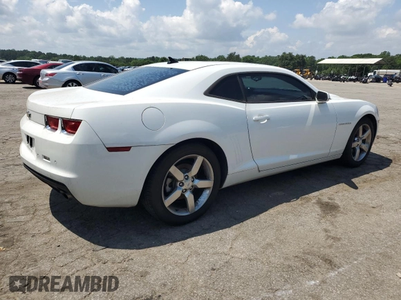 2011 Chevrolet Camaro 1LT z VIN 2G1FB1ED9B9150793, wystawiony jako Copart lot #57212975 z przebiegiem 133 895 mil mil oraz Szkoda całkowita • Salvage title. Historia ofert i sprzedaży dostępna na DreamBid. Obrazek 3.
