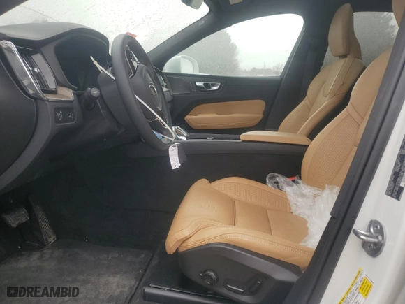 2022 Volvo XC60 Inscription with VIN YV4L12RL4N1088780, listed as a Copart auction lot 48810255 with 0 mi miles and Salvage Title. Bid and sale history available at carsss.com. Image 7.