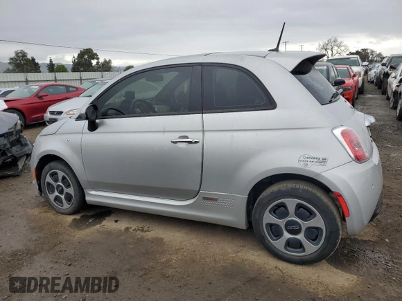 2014 FIAT 500e with VIN 3C3CFFGE8ET172792, listed as a Copart auction lot 43856805 with Not provided miles and Clean title. Bid and sale history available at DreamBid. Image 2.