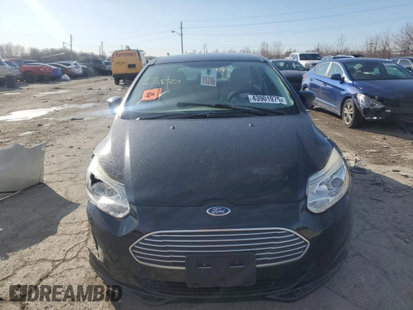 2013 Ford Focus Electric with VIN 1FADP3R45DL139846, listed as a Copart auction lot 43901975 with 70,000 mi miles and Salvage title. Bid and sale history available at DreamBid. Image 5.