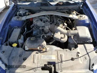 2014 Ford Mustang V6 with VIN 1ZVBP8EM0E5272232, listed as a Copart auction lot 45492135 with 163,820 mi miles and Clean Title. Bid and sale history available at carsss.com. Image 11.