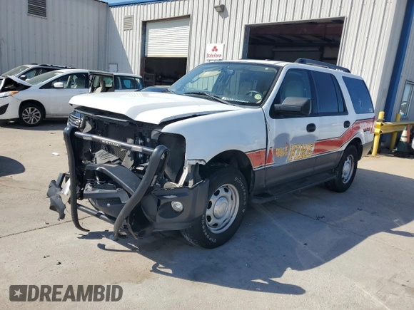 2015 Ford Expedition XL with VIN 1FMJU1FT8FEF44964, listed as a Copart auction lot 53561175 with Not provided miles and Salvage title. Bid and sale history available at DreamBid. Image 1.
