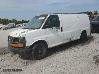 2005 GMC Savana Cargo Van with VIN 1GTFG15X651178241, listed as a Copart auction lot 69802404 with 244,854 mi miles and Salvage Title. Bid and sale history available at carsss.com. Image 1.