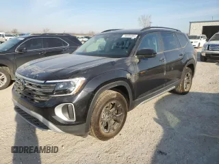 2024 Volkswagen Atlas Peak Edition SE z VIN 1V2CR2CA8RC582314, wystawiony jako Copart lot #46680385 z przebiegiem Nie podano mil oraz Szkoda całkowita • Salvage title. Historia ofert i sprzedaży dostępna na DreamBid. Obrazek 1.