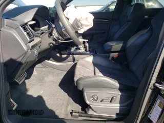 2021 Audi SQ5 Premium Plus with VIN WA1B4AFY7M2040788, listed as a Copart auction lot 84320614 with 38,406 mi miles and Salvage Title. Bid and sale history available at DreamBid. Image 7.