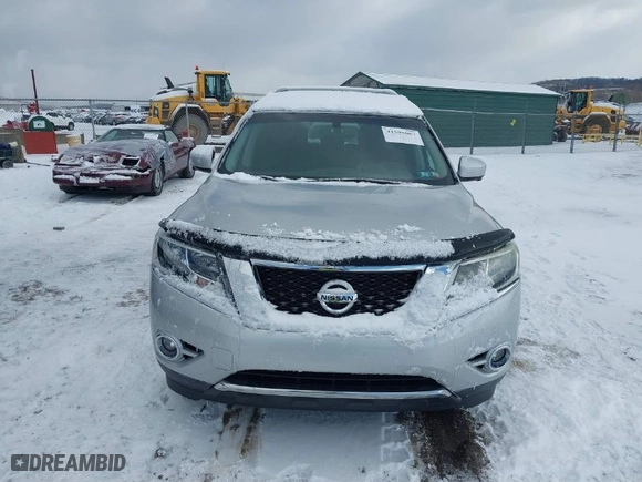 2015 Nissan Pathfinder Platinum with VIN 5N1AR2MM1FC675197, listed as a IAAI auction lot 41595067 with 96,135 mi miles. Bid and sale history available at carsss.com. Image 12.