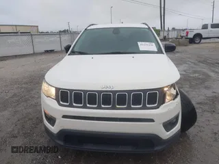 2018 Jeep Compass Latitude with VIN 3C4NJCBB9JT495368, listed as a IAAI auction lot 42232226 with 44,143 mi miles and . Bid and sale history available at DreamBid. Image 12.