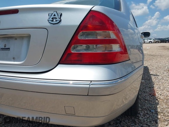 2002 Mercedes-Benz C 230/260/280/320 with VIN WDBRF61J42F280245, listed as a IAAI auction lot 42522610 with 85,604 mi miles and . Bid and sale history available at DreamBid. Image 6.