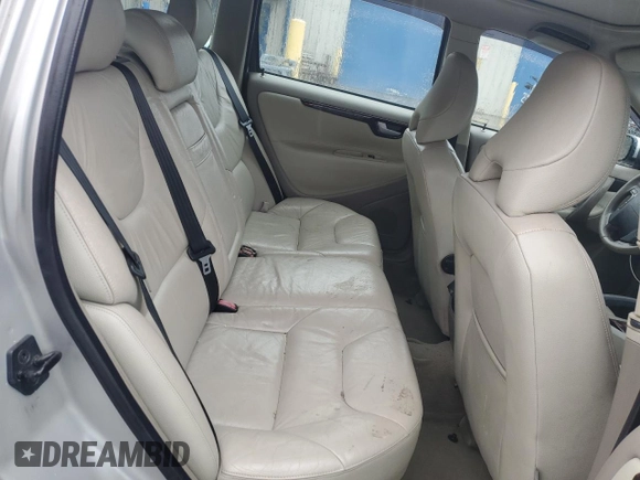 2006 Volvo V70 2.4L with VIN YV1SW612062556973, listed as a Copart auction lot 52235015 with 114,431 mi miles and Salvage Title. Bid and sale history available at DreamBid. Image 10.