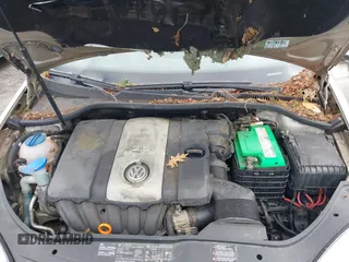 2005 Volkswagen Jetta 2.5L with VIN 3VWSG71K15M647327, listed as a IAAI auction lot 41982037 with 42,345 mi miles and . Bid and sale history available at DreamBid. Image 10.