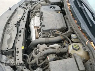 2018 Chevrolet Cruze LT with VIN 3G1BE6SM2JS605427, listed as a IAAI auction lot 43303175 with 72,088 mi miles and . Bid and sale history available at DreamBid. Image 19.