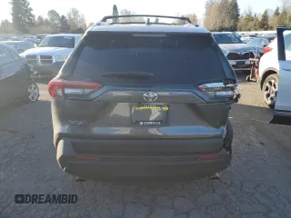 2024 Toyota RAV4 XLE with VIN 2T3P1RFV4RC483201, listed as a Copart auction lot 83233974 with 1,294 mi miles and Salvage Title. Bid and sale history available at carsss.com. Image 6.