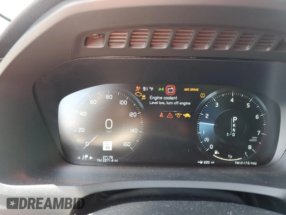 2021 Volvo XC90 Momentum with VIN YV4A221K2M1682872, listed as a Copart auction lot 55915974 with 27,179 mi miles and Salvage Title. Bid and sale history available at carsss.com. Image 9.