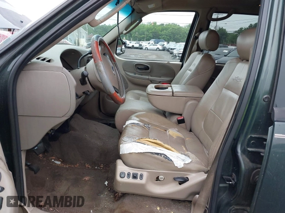 2003 Ford F-150 XLT с VIN 1FTRW08L53KB05534, выставлен на аукционе IAAI как лот 42542400 с пробегом 190 960 миль миль и . История ставок и продаж доступна на DreamBid. Изображение 5.