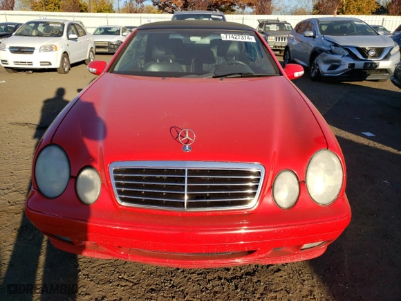 2002 Mercedes-Benz CLK-Class with VIN WDBLK65G02T113270, listed as a Copart auction lot 77427374 with 169,970 mi miles and Salvage Title. Bid and sale history available at carsss.com. Image 5.