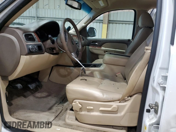 2012 Chevrolet Tahoe LT с VIN 1GNSCBE02CR134018, выставлен на аукционе Copart как лот 53787695 с пробегом 222 980 миль миль и Списание • Salvage title. История ставок и продаж доступна на DreamBid. Изображение 7.
