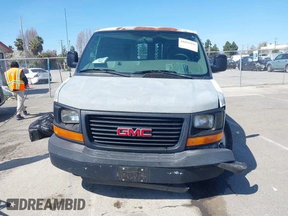 2007 GMC Savana Cargo with VIN 1GTGG25V471229750, listed as a IAAI auction lot 41851956 with 277,390 mi miles. Bid and sale history available at carsss.com. Image 12.