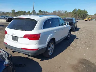 2013 Audi Q7 Premium Plus z VIN WA1LGAFE7DD000118, wystawiony jako IAAI lot #42061733 z przebiegiem 126 673 mil mil oraz . Historia ofert i sprzedaży dostępna na DreamBid. Obrazek 4.