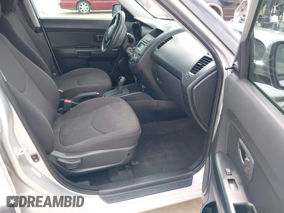 2013 Kia Soul with VIN KNDJT2A52D7530856, listed as a IAAI auction lot 41889860 with 148,982 mi miles and . Bid and sale history available at DreamBid. Image 5.